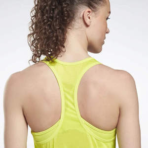 Camiseta sin mangas de punto transpirable de secado rápido para mujer, cuello cuadrado, ajustada, ecológica, informal, para correr, yoga y deportes. - Product Image 5