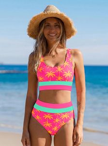 Ensemble de bikini personnalisé pour femme, imprimé palmiers roses, taille haute, deux pièces, avec détails contrastants, haut court, maillot de bain en Spandex et Polyester - Product Image 5