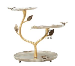 ชั้นวางเค้กเป็นมิตรต่อสิ่งแวดล้อมทำจากโลหะเงินสีทองดีไซน์เนอร์หลายระดับสำหรับวางขนมหวานในงานวันเกิด - Product Image 1