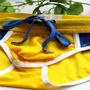 Shorts de bain pour hommes 100% polyester, couleur jaune unie, taille élastique, coupe compressive, maillots de bain personnalisables - Product Image 5
