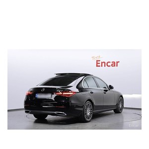 Mercedes-Benz Clase C C300 4MATIC Avantgarde Modelo Abril 2024 con 23,754 km, Caja de Cambios Automática, Volante a la Izquierda, Cámara Trasera - Product Image 2