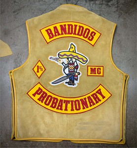 Gilet de club de motard en daim personnalisé pour homme avec fermeture éclair sur le devant - Product Image 2