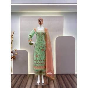 Conjunto de Traje de Fiesta Elegante para Mujer con Top, Pantalón y Dupatta - Product Image 4