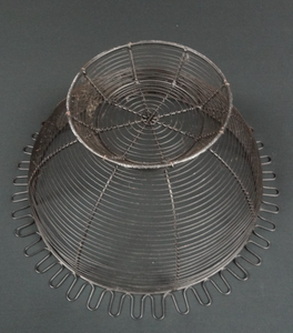 Wavy Edge Metal Catchall <b>Basket</b> Table Centerpiece Display Large Rustic Iron Serving <b>Basket</b> for <b>Breads</b> Fruits Durable - Product Image 4