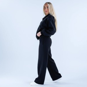 Sudadera con capucha negra de alta calidad para mujer, con cremallera, mezcla de algodón suave premium, a la moda para invierno, cómoda, elegante, para uso diario. - Product Image 4