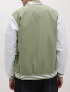 เสื้อแจ็คเก็ตเบสบอลเด็กแบบสั่งทำพิเศษ OEM สำหรับเด็กผู้ชายและเด็กผู้หญิง คอตั้ง กันลม ป้องกันแบคทีเรีย สีพื้นลำลอง - Product Image 4