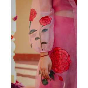 ชุดมิชิกะ XS สีชมพูโรส ลายเพ้นท์มือ 3 ชิ้น ผ้าชีฟอง แบบเสื้อท่อนบน - Product Image 4