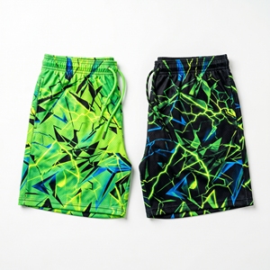 Shorts en maille avec motif abstrait personnalisé pour hommes, shorts d'entraînement de basketball par sublimation - Product Image 4