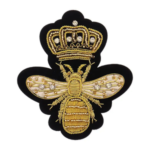 Broderie personnalisée à la main en fil de bullion, motif fleur-de-lis en fil doré, en feutre non tissé, à coudre avec épingle de sûreté, taille personnalisée, pour scouts - Product Image 1