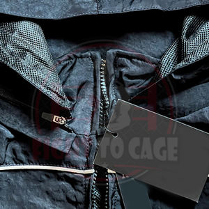 Trajes Urbanos Personalizados de Última Generación 2026 Black Night Memory con Ribete Reflectante, Cierre Completo con Cremallera y Capucha Ajustable - Product Image 6