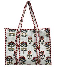 Sac à bandoulière en coton matelassé écologique à motif floral |   Sac fourre-tout de haute qualité avec fermeture éclair et passepoil contrastant |   Chef-d'œuvre artisanal fait main - Product Image 3