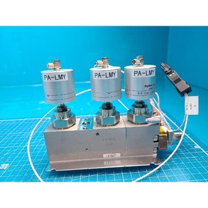 EUCHNER CMS-R-AXH Magnetischer Sicherheits-Lesekopf - Product Image 3