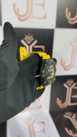 Montre analogique à quartz Miyota pour homme, de luxe, tendance, boîtier en alliage de 41 mm, bracelet en caoutchouc blanc et jaune, verre résistant à l'eau, chiffres romains