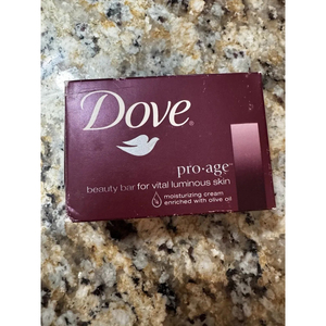 Jabón en Barra Dove Pro Age, Limpiador Suave con Fórmula Hidratante para Piel Madura - Product Image 3
