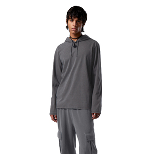 Muestra Gratis Sudadera con Capucha para Hombre, Corte Atlético Relajado, Estilo Crossover, Lisa Teñida - Product Image 1