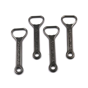 Abridor de Botellas de Cerveza Plano de Aleación de Zinc Metálico con Logotipo Grabado Personalizado de Alta Calidad, Diseño Vintage, Técnica de Fundición para Estilo Armadura - Product Image 2