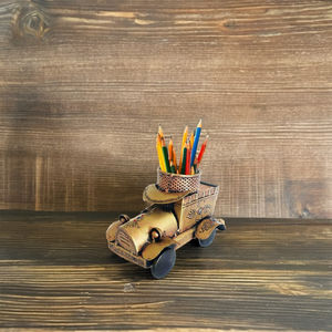 Porte-stylos en métal en forme de camion très demandé pour le bureau, l'école, la table d'étude, le rangement de papeterie, organisateur de bureau à prix de gros - Product Image 3