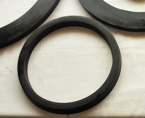 Joint d'étanchéité en caoutchouc moulé sur mesure de qualité supérieure pour machines industrielles, pompes et vannes, disponible à prix d'exportation - Product Image 4