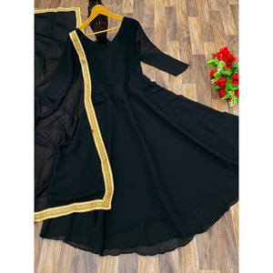 DISEÑADOR SIMPLE KURTI DUPATTA GEORGETTE AJUSTE REGULAR COSTADO COMPLETO NEGRO - Product Image 1