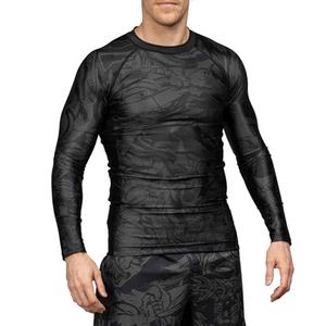 เสื้อเชิ๊ตผู้ชายแบบมีผดผื่นระบายอากาศได้โลโก้ขนาดพลัสไซส์สำหรับเข้ายิม - Product Image 1