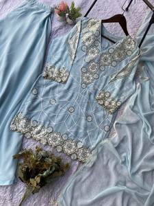 Ensemble Salwar / Kurti 3 pièces en tissu Faux Georgette, style col en V, nouveau design élégant et coloré, à prix raisonnable - Product Image 3