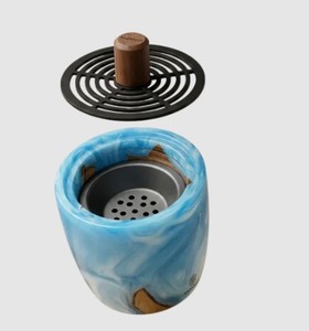 Quemador de Incienso de Resina Azul de Lujo con Tapa de Madera de Sándalo, Aroma a Oud Árabe, Decoración para el Hogar, Uso en Todas las Estaciones, Art Empire Exports - Product Image 2