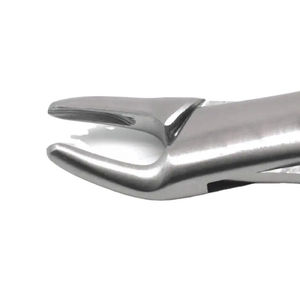 Pinzas de Extracción Dental Manuales Reutilizables de Acero Inoxidable para Caninos Superiores y Premolares con Agarre Ergonómico Shuja Surgico - Product Image 2