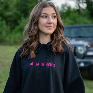 Alpha |   Sweat à capuche oversize Delta noir pour femme, manches longues, imprimé sur le devant, unisexe, pour l'automne - Product Image 2