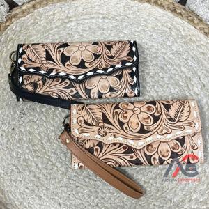 Bolso de Mano de Cuero Genuino con Diseño Floral para Mujer, con Ranuras para Tarjetas, Bolsillos para Efectivo y Correa de Muñeca Desmontable - Product Image 1