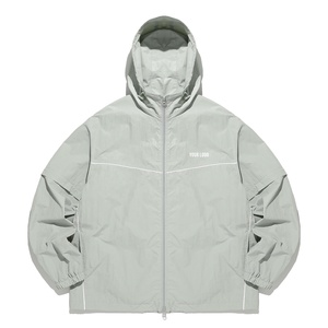 เสื้อแจ็คเก็ตกันลมสำหรับผู้ชาย น้ำหนักเบา กันลม กันน้ำ เสื้อโค้ทสำหรับวิ่งกลางแจ้ง ชุดกีฬาลำลอง เสื้อแจ็คเก็ตมีฮู้ดระบายอากาศได้ - Product Image 1