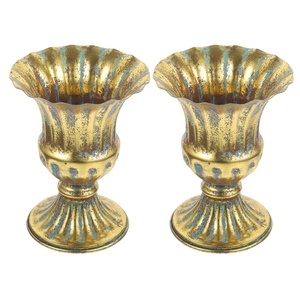 Jarrón de Metal Dorado Estilo Francés Vintage, Urna Decorativa Acanalada, Maceta Clásica en Tono Latón, Decoración de Lujo para el Hogar - Product Image 1