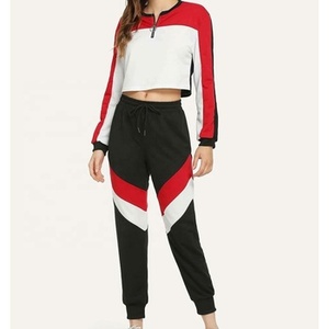 Survêtement d'hiver personnalisé pour femme – Ensemble de sport et streetwear de haute qualité pour femme – Survêtement court pour femme - Product Image 3