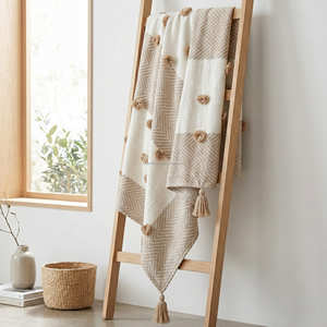 Plaid de canapé géométrique tufté de luxe en coton tissé de qualité supérieure, toucher doux, bord frangé, fabricant artisanal de textiles de maison - Product Image 4