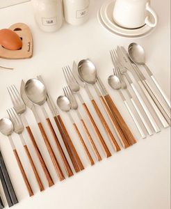 Couverts en acier inoxydable robustes avec manche en bois, ustensiles de table pour usage commercial en cuisine de restaurant - Product Image 6