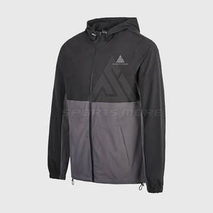 Combinaison coupe-vent respirante et à coupe décontractée avec tissu durable et confortable à porter toute la journée - Product Image 3