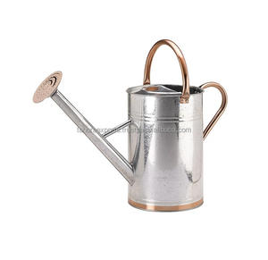 กระป๋องน้ำชุบสังกะสีโลหะดีไซน์คลาสสิกสำหรับสวนและฟาร์ม - Product Image 2