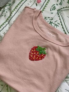 เสื้อยืดแฟชั่นฤดูร้อนสำหรับผู้หญิง ปักลายกระต่ายประดับลูกปัด แขนสั้น ทรงเข้ารูป คอโอ ผ้าถัก - Product Image 6