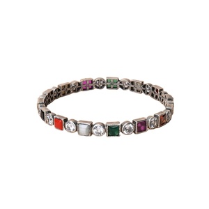 กำไลข้อมือสีเงินประดับด้วยหินหลากสีลายดอกไม้สง่างามสำหรับใช้ในงานแต่งงาน - Product Image 1