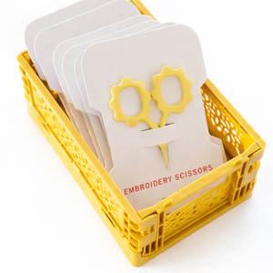 Mini ciseaux à broder en forme de tournesol, fabriqués en acier inoxydable de haute qualité, pointe acérée, outil de coupe de fil de couture de précision. - Product Image 4