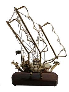 Antique Titanic Brass Ship Showpiece with Wooden Base for Home Office <b>Decoration</b> Nautical <b>Table</b> Decor Vintage Ship Model - Product Image 5