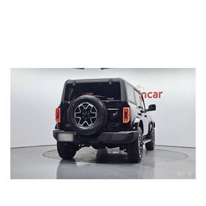 Ford Bronco Outer Banks 2024 2.3 6 243 km Boîte de vitesses automatique Sièges en cuir Caméra arrière Volant à gauche - Product Image 4