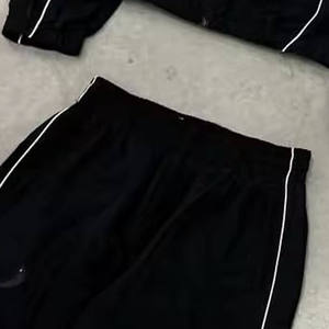 Conjunto Deportivo de Nylon para Hombre, Diseño Personalizado de Primera Calidad, para Correr, Trotar, Gimnasio, Entrenamiento, Ropa Deportiva Urbana con Pantalones - Product Image 5