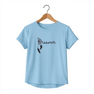 Camiseta de Cuello Redondo para Mujer con Estampado Dreamer, Corte Regular, Estilo Bohemio, Manga Corta, Color Azul Claro, Algodón Jersey, Primavera Verano - Product Image 1