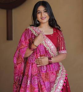 Lehenga Choli de Algodón para Mujer con Dupatta Estampada y Trabajo de Espejo, Patta de Lona con Gran Volumen, Largo hasta el Suelo, de Secado Rápido, para Bodas y Fiestas Indias - Product Image 4