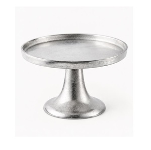 Support à gâteau en métal tropical fait main, rond, en forme de dessert, pour la présentation sur table, idéal pour la maison, les mariages, les anniversaires et les fêtes - Product Image 6