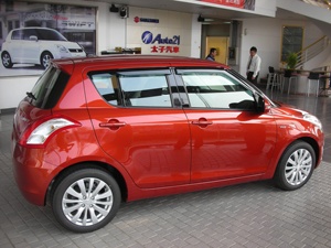 แผ่นบังแดดหน้าต่างรถยนต์ วัสดุ PMMA  สำหรับ SUZUKI SWIFT hatchback ปี 2012~2016  ใช้ได้กับรถของคุณ 100% - Product Image 3