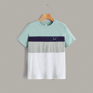 Camiseta de Manga Corta para Hombre con Bloques de Color y Estampado de Esperanza, Cuello Redondo, Corte Regular Informal, Tejido de Punto 100% Algodón - Product Image 3