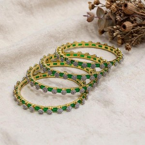 Elegante Juego de Brazaletes de Diseño con Incrustaciones de Circonitas en Rosa y Verde Dorado para Mujer, Joyería Tradicional India para Novias y Festividades - Product Image 2