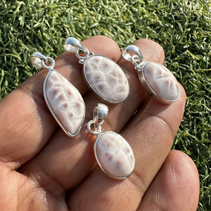 Collar con Colgante de Plata de Ley 925 con Larimar Rosa Natural y Thomsonita, Diseño Floral Único, Estilo Bohemio para Bodas, Venta al Por Mayor - Product Image 4