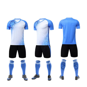 Nouvelle arrivée, maillot de football personnalisé par sublimation pour enfants, jeunes et adultes, uniforme de football pour hommes, ensemble complet pour l'entraînement, maillot de football - Product Image 4